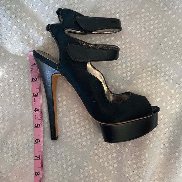 🌸Bebe 6” platform black stilettos high heels with adjustable Velcro straps - Picture 2 of 12